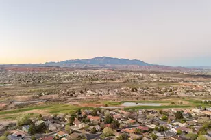 647 E Pintura Dr, Saint George, UT 84790 - Photo 45