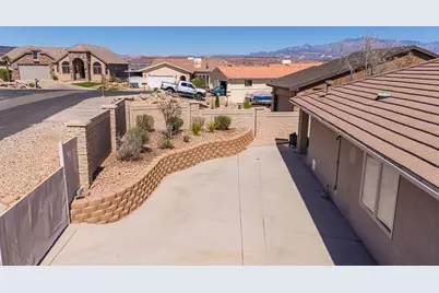 647 E Pintura Dr, Saint George, UT 84790 - Photo 39
