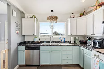 499 E 40 S, Parowan, UT 84761 - Photo 13