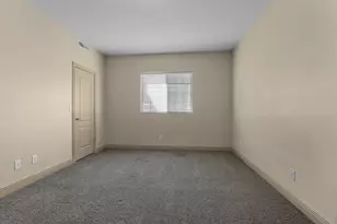 389 N Main St, Saint George, UT 84770 - Photo 39