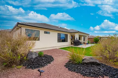1651 E Wolf Hole Dr, Saint George, UT 84790 - Photo 29