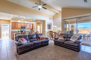 1163 N Crown King Ave, Washington, UT 84780 - Photo 7