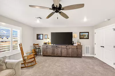 2303 S Canyon Cir, Cedar City, UT 84720 - Photo 47