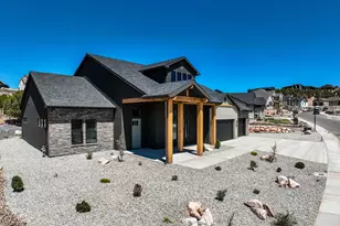 2910 W Rock Ridge Dr, Cedar City, UT 84720 - Photo 3