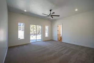 2910 W Rock Ridge Dr, Cedar City, UT 84720 - Photo 31