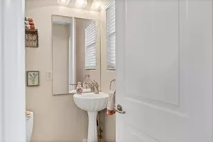 1067 E Silver Falls Dr N, Washington, UT 84780 - Photo 17