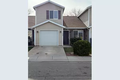 1029 W 200 S, Hurricane, UT 84737 - Photo 1