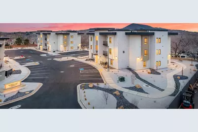 983 W State St #C-101, Hurricane, UT 84737 - Photo 3