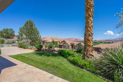2578 W Desert Springs Rd, Saint George, UT 84770 - Photo 37