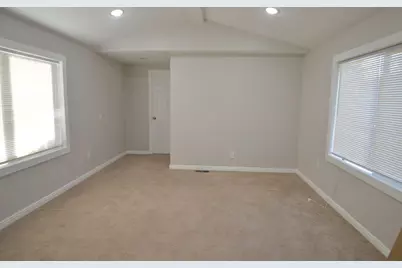 465 N 800 W Unit 7, Cedar City, UT 84721 - Photo 3