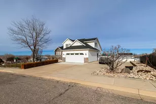 1653 N Millstone Circle, Enoch, UT 84721 - Photo 7