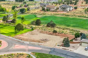 1205 N Fairview Dr, Cedar City, UT 84721 - Photo 1