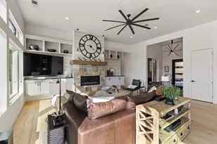 4850 N Petroglyph Dr, Saint George, UT 84770 - Photo 15