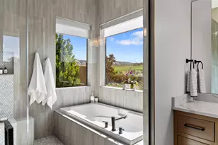 4850 N Petroglyph Dr, Saint George, UT 84770 - Photo 35