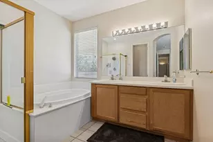 3296 E Hidden Springs Dr, Washington, UT 84780 - Photo 9