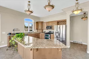 654 W Canyon Creek Dr, Leeds, UT 84746 - Photo 13