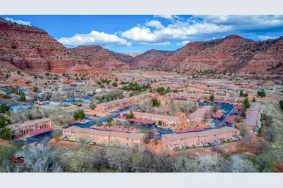 300 E 300 N #H6, Kanab, UT 84741 - Photo 33