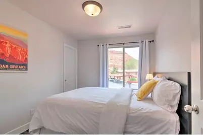 300 E 300 N #H6, Kanab, UT 84741 - Photo 21