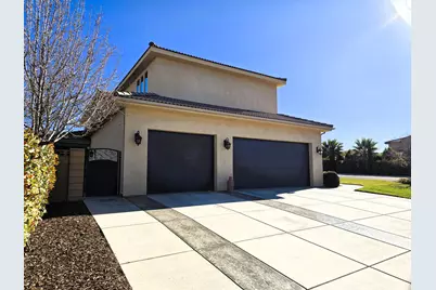 823 E Majestic Dr, Washington, UT 84780 - Photo 5