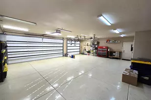 823 E Majestic Dr, Washington, UT 84780 - Photo 51