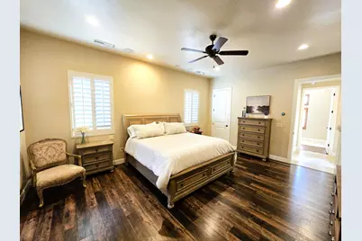 823 E Majestic Dr, Washington, UT 84780 - Photo 23