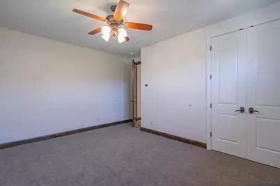 1844 N Wellington St, Washington, UT 84780 - Photo 41