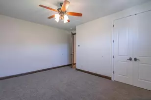 1844 N Wellington St, Washington, UT 84780 - Photo 41