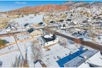 403 N Highland Dr, Cedar City, UT 84721 - Photo 47