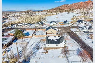 403 N Highland Dr, Cedar City, UT 84721 - Photo 49