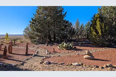 2416 N Waunita Ave, Kanab, UT 84741 - Photo 5