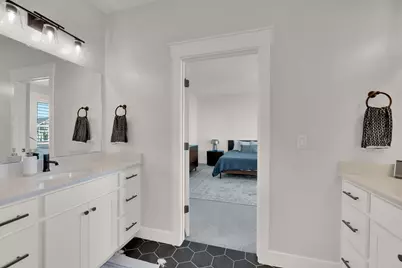 6889 W Lake Ave Ave, South Jordan, UT 84009 - Photo 29