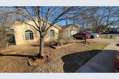 565 S 250 E, Ivins, UT 84738 - Photo 25