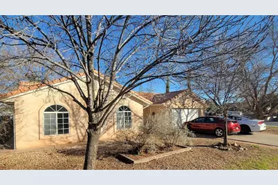 565 S 250 E, Ivins, UT 84738 - Photo 1