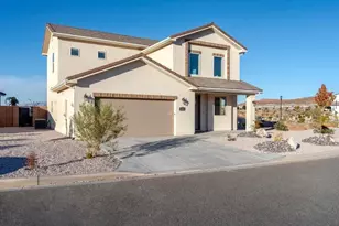 1017 N Pleasant Valley Ln, Washington, UT 84780 - Photo 1