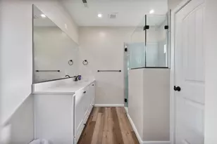 1017 N Pleasant Valley Ln, Washington, UT 84780 - Photo 15