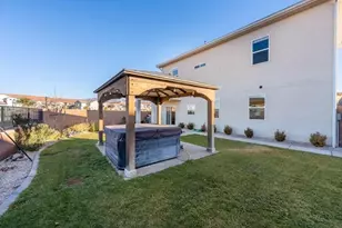 1017 N Pleasant Valley Ln, Washington, UT 84780 - Photo 27
