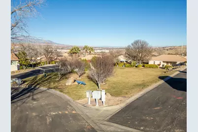 2158 S Balboa Way, Saint George, UT 84770 - Photo 35