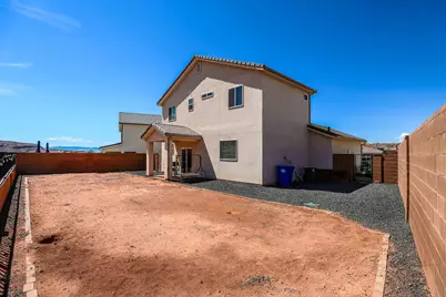 834 N Pleasant Valley Ln, Washington, UT 84780 - Photo 23