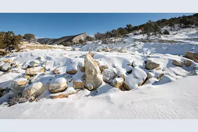 1960 N Mahogany Cir, Cedar City, UT 84721 - Photo 11