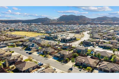 2946 E Carmine Dr, Saint George, UT 84790 - Photo 57