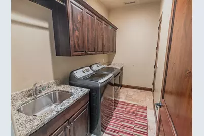 506 W Tenaya Dr, Ivins, UT 84738 - Photo 11