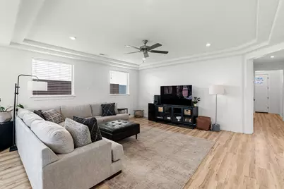649 N Sandy Talus Dr, Washington, UT 84780 - Photo 11