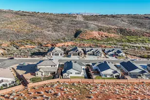 649 N Sandy Talus Dr, Washington, UT 84780 - Photo 25