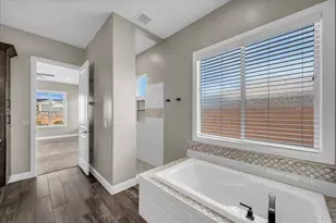 738 W Osprey Dr, Washington, UT 84780 - Photo 31