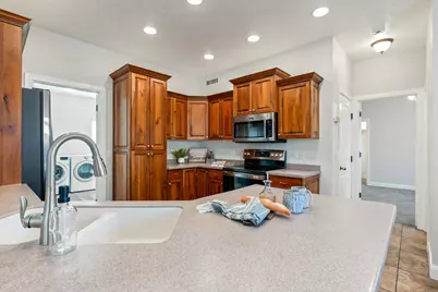 1147 S Raven Stone Dr, Washington, UT 84780 - Photo 13