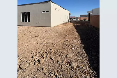 698 S Alcantara Cir #Lot 71, Saint George, UT 84770 - Photo 9