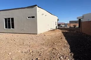 698 S Alcantara Circle, Saint George, UT 84770 - Photo 9