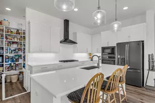927 N Grand Heights Dr, Saint George, UT 84770 - Photo 9
