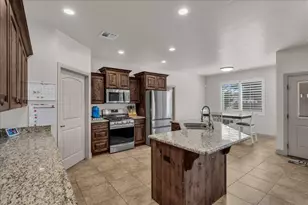 2657 S 3930 W, Hurricane, UT 84737 - Photo 7