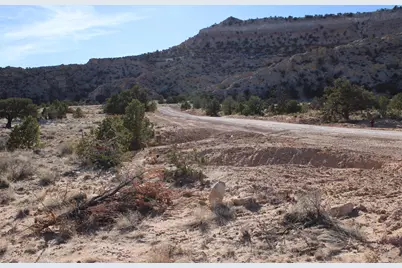 140 E Teasdale Rd, Teasdale, UT 84773 - Photo 15